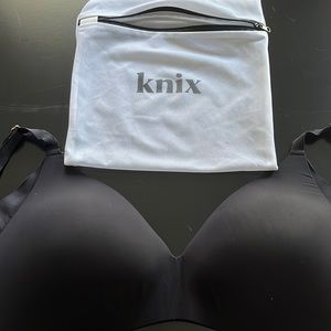 Black Size 5 Knix Bra